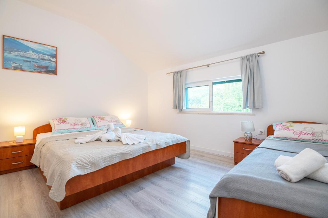 Apartments Dubelj Komolac Luaran gambar