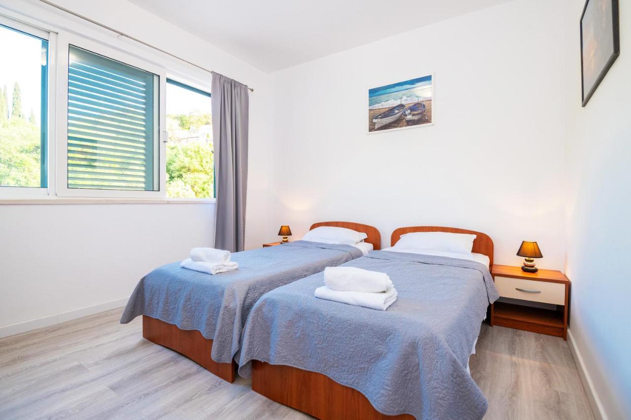Apartments Dubelj Komolac Luaran gambar