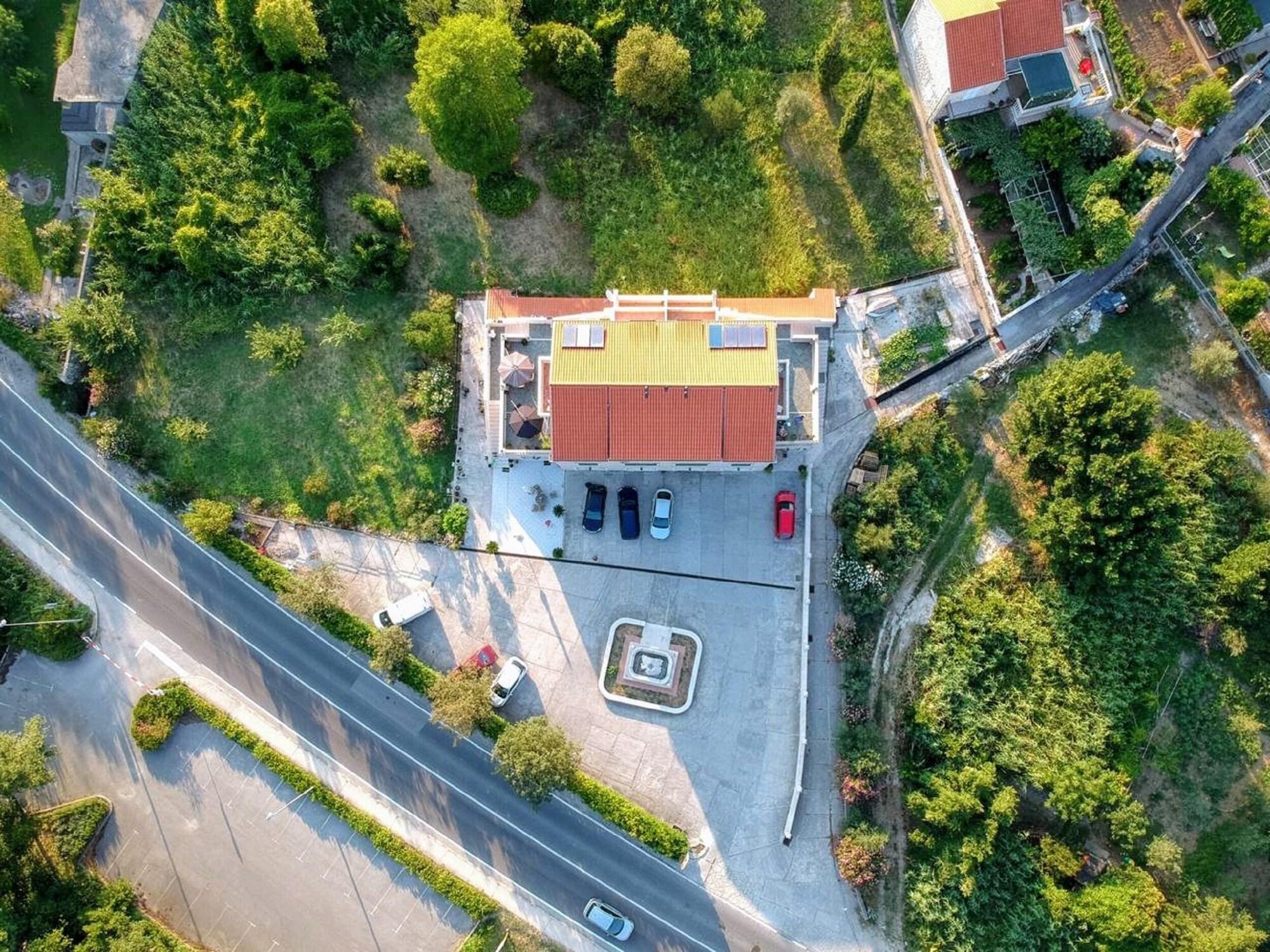 Apartments Dubelj Komolac Luaran gambar